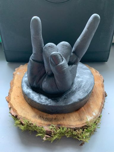 Singlehand Heavy Metal